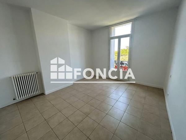 Location Appartement 4 pièces 99.2 m² - 551/553 AV DU PRADO Marseille 13008