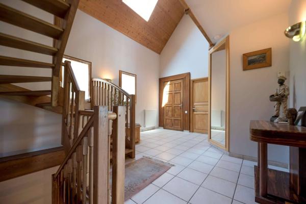 Maison à vendre - Saint-Jorioz 5 pièces de 220 m²