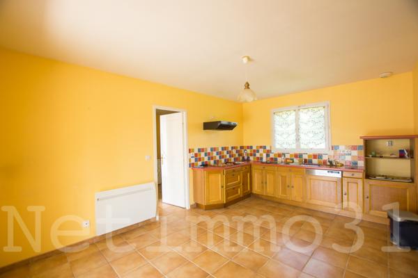 maison de plain pied avec garage et jardin