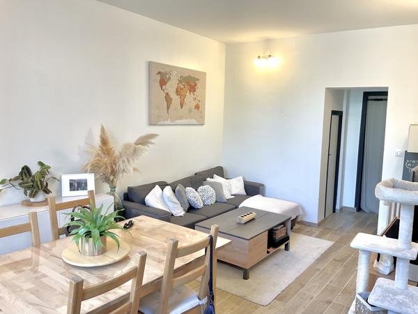 Appartement T2/3 pièces 54 m² avec Beau jardin