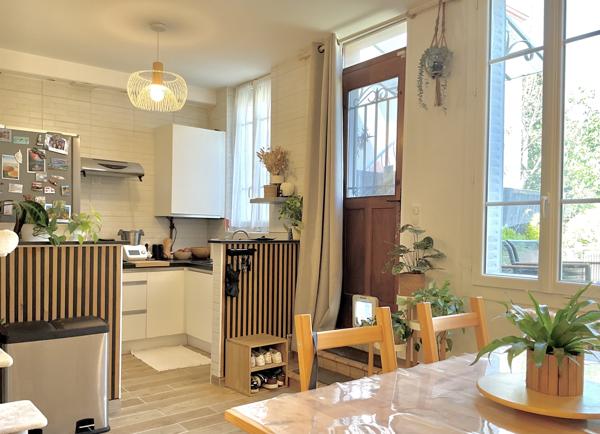 Appartement T2/3 pièces 54 m² avec Beau jardin