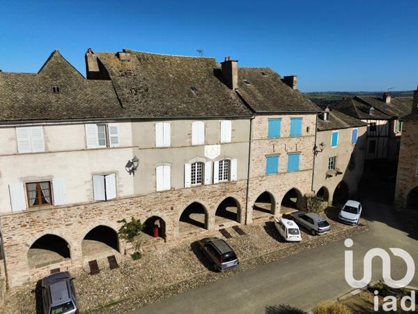 Maison de village 8 pièces de 250 m² à Sauveterre-de-Rouergue (12800)