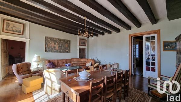 Maison de village 8 pièces de 250 m² à Sauveterre-de-Rouergue (12800)