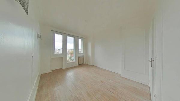 F2 PROCHE CENTRE VILLE