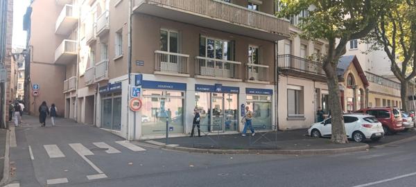 Rodez, Boulevard Denys Puech, local commercial d'une surface de 82 m² environ