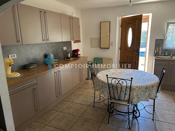 Maison de village
                                                                                                                                                                                                                                                                                                                        3 pièce(s)                                                                                                                                                                                                          2 chambre(s)                                                                                                                                                                                                          78.61  m²