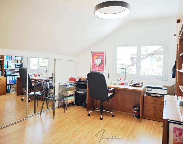 Maison 6 pièces 182m² à vendre à Cessy 01170