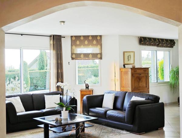 Maison 6 pièces 182m² à vendre à Cessy 01170