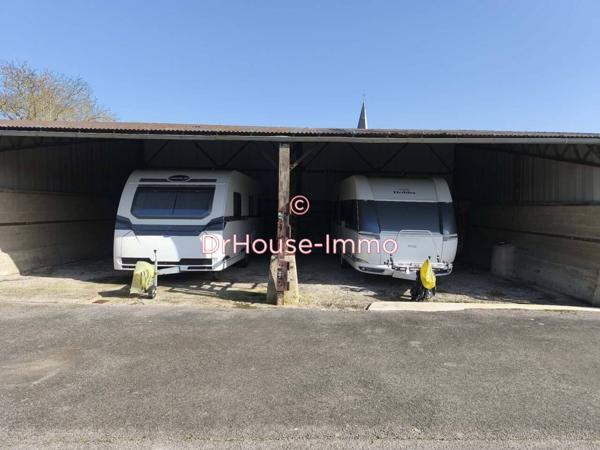 Bien immobilier à vendre 1 pièce de 102 m²