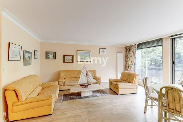 Grand t5 dans résidence de standing