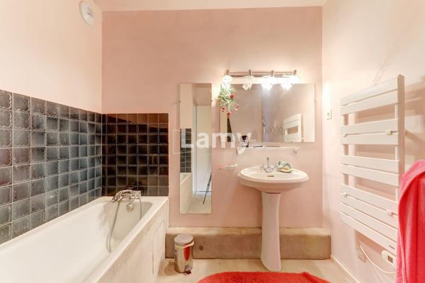 Grand t5 dans résidence de standing