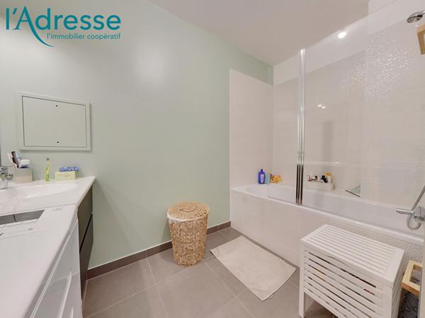 Appartement Noisy Le Grand 3 pièce(s) 64 M² SANS TRAVAUX