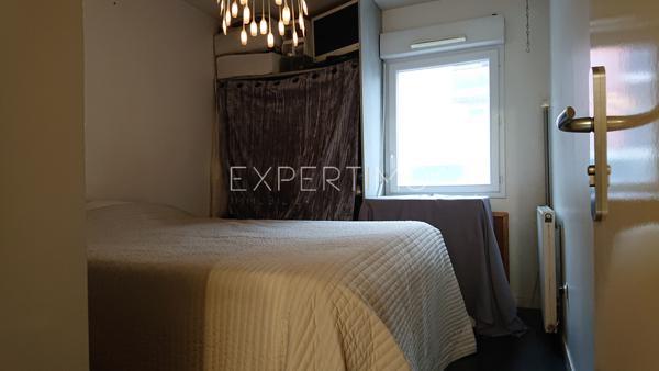 Gennevilliers (92230) Emplacement n°1 pour ce T3-Terrasse situé au calme, proche métro Gabriel Péri