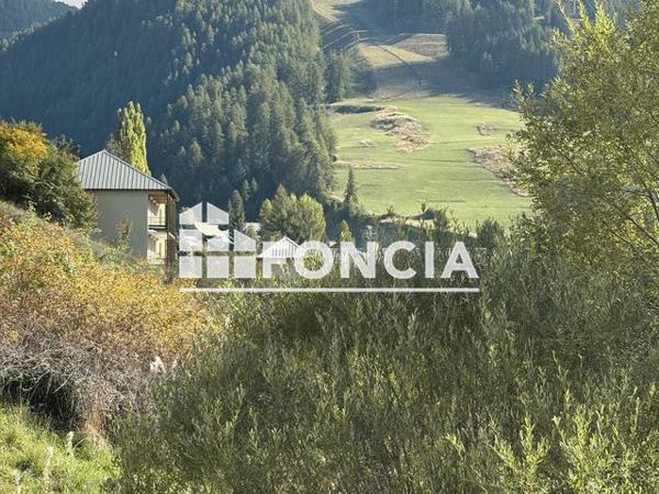 À vendre Studio 21.7 m² - Vars 05560