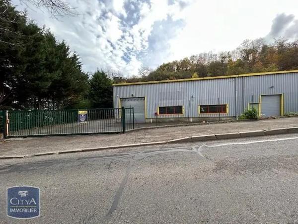 Local commercial à louer 376m²