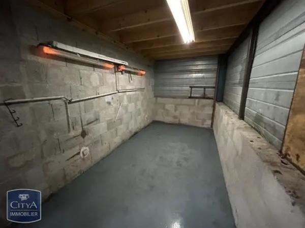 Local commercial à louer 376m²