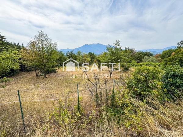 Terrain 1950m2 vue Canigou constructible viabilisé