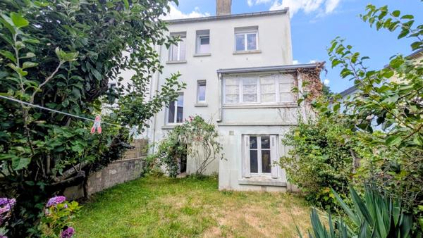 Quartier Harteloire - Maison de 100 m² - 3 chambres avec sous-sol complet et jardin privatif