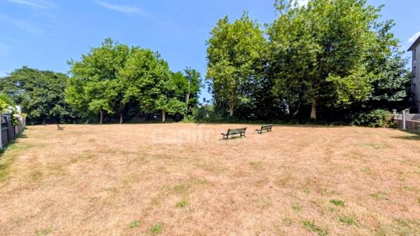 Quartier Harteloire - Maison de 100 m² - 3 chambres avec sous-sol complet et jardin privatif