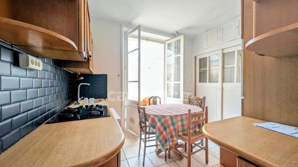 Quartier Harteloire - Maison de 100 m² - 3 chambres avec sous-sol complet et jardin privatif