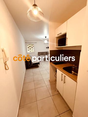 Location Appartement22 m² - 1 Pièce - SAINT DENIS (97490)