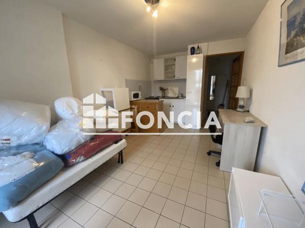 Location Studio meublé 20.59 m² - RUE LA FEE La Rochelle 17000