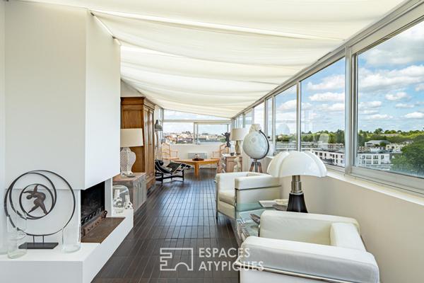 Une villa sur le toit entre ciel et canopée versaillaise
