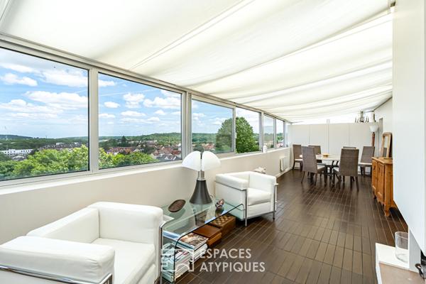 Une villa sur le toit entre ciel et canopée versaillaise