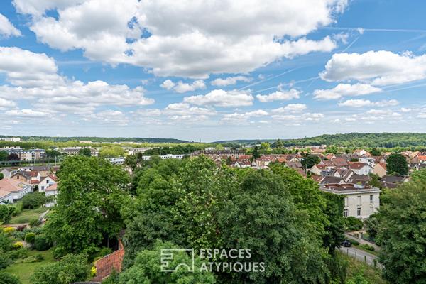 Une villa sur le toit entre ciel et canopée versaillaise