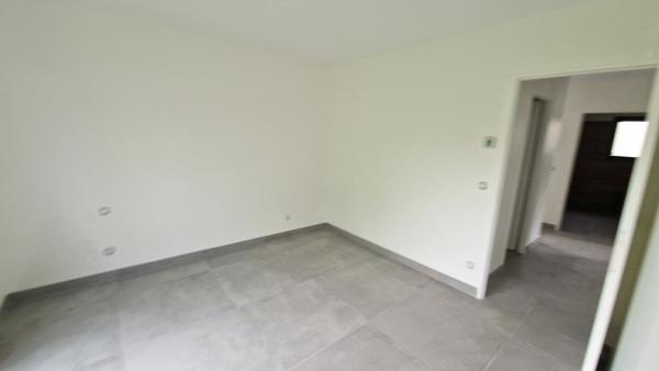 Maison Neuve avec Garage à l'Est de Bergerac !