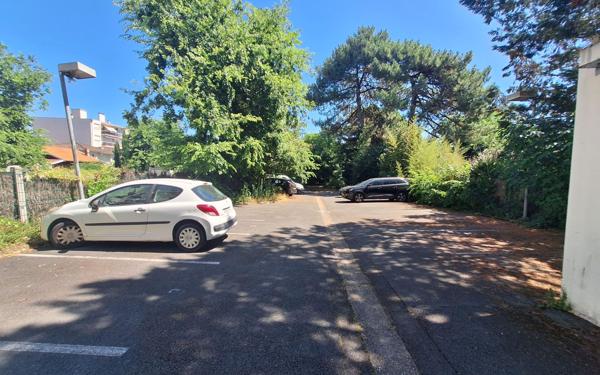 Appartement à vendre    3 pièces • 60 m2 Bordeaux