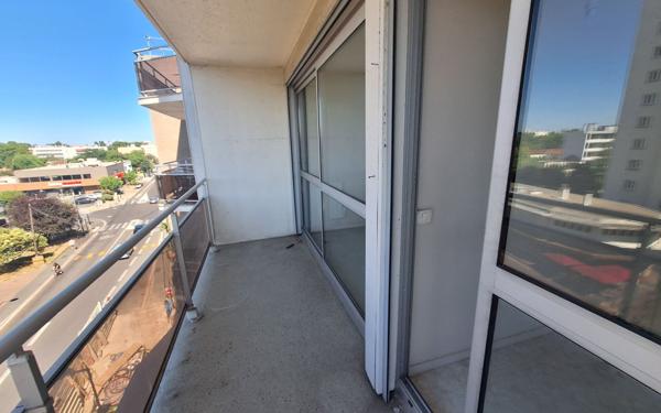 Appartement à vendre    3 pièces • 60 m2 Bordeaux