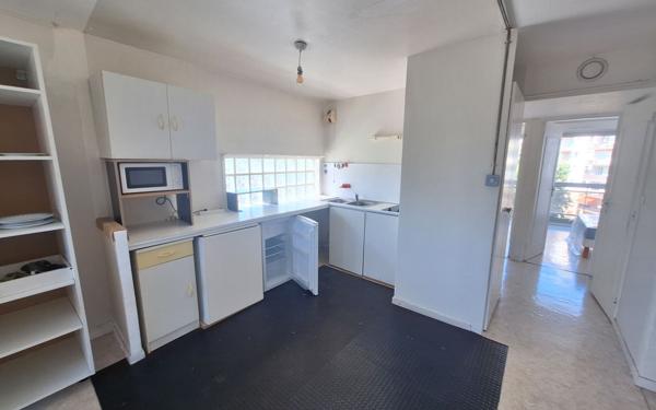 Appartement à vendre    3 pièces • 60 m2 Bordeaux