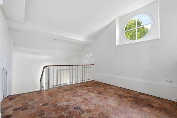 Appartement Saint Germain En Laye 4 pièces Secteur Noailles 740 000 € **  - Référence  18950