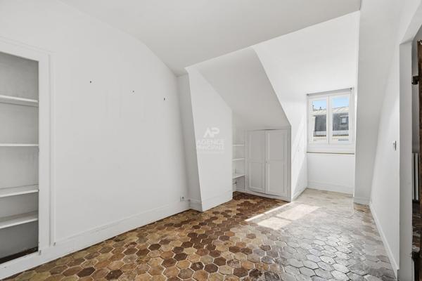 Appartement Saint Germain En Laye 4 pièces Secteur Noailles 740 000 € **  - Référence  18950