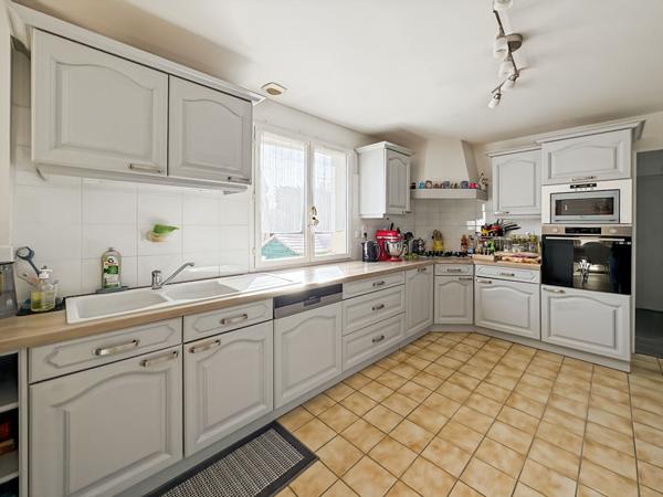 Maison avec mode de vie de plain-pied à Lardy