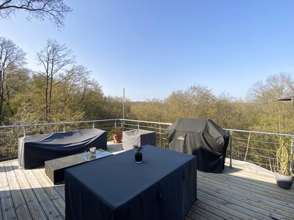 Boutigny-Prouais (28410) Propriété d’exception – Maison d’architecte – 300 m² – Parc boisé 5 600 m² – Piscine – Domaine recherché