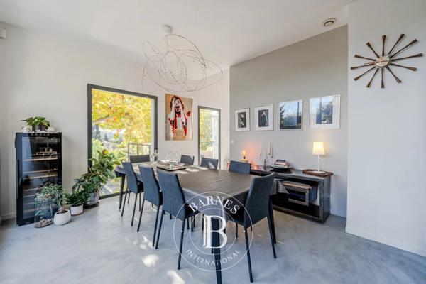 Aix-en-Provence, Maison de ville 6 Chambres -  260 m² à vendre