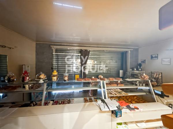 Murs commerciaux et fond de commerce A VENDRE à 5min de Fontenay-Trésigny