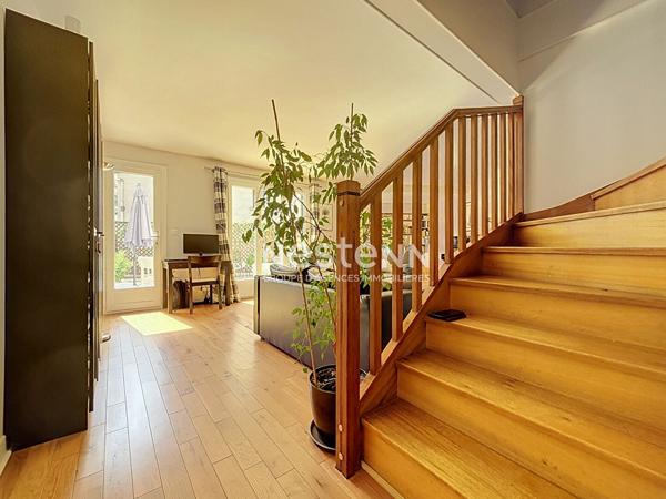 MEUDON À LA LIMITE D'ISSY LES MOULINEAUX - Maison 6 pièces avec terrasse et garage
