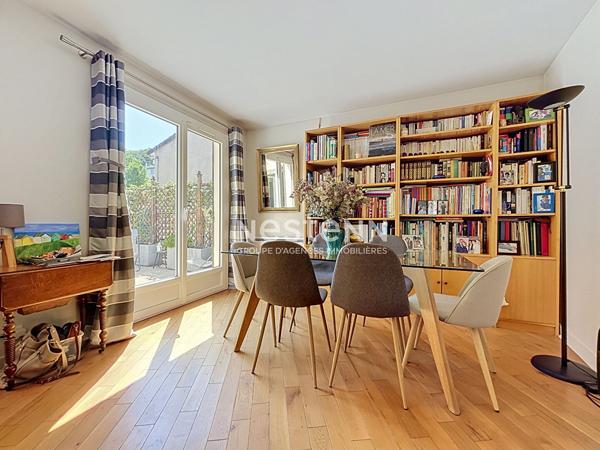 MEUDON À LA LIMITE D'ISSY LES MOULINEAUX - Maison 6 pièces avec terrasse et garage