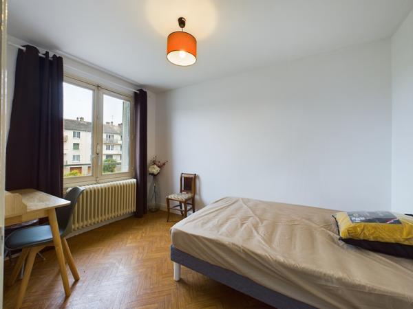 Nevers (58000) Appartement T4 lumineux à Nevers