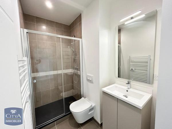 Appartement à louer 1 pièce 29.7m² Charleville-Mézières (08000)