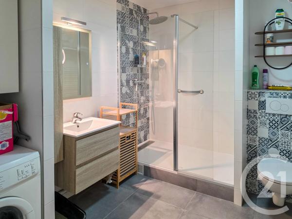 Appartement T3 à vendre  3 pièces - 63,01 m 2   OLONNE SUR MER  - 85