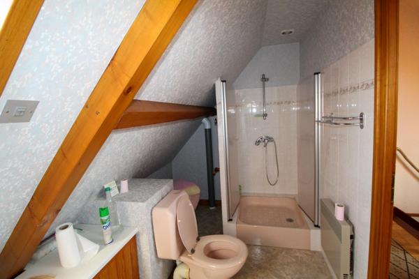 Spacieuse maison avec double garage