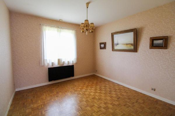 Spacieuse maison avec double garage