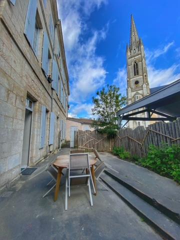 NIORT - Apprt T4 94.72m² avec cour