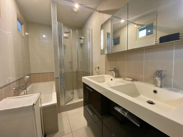 NIORT - Apprt T4 94.72m² avec cour