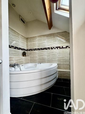 Maison à vendre 7 pièces 163 m² Viry-Châtillon