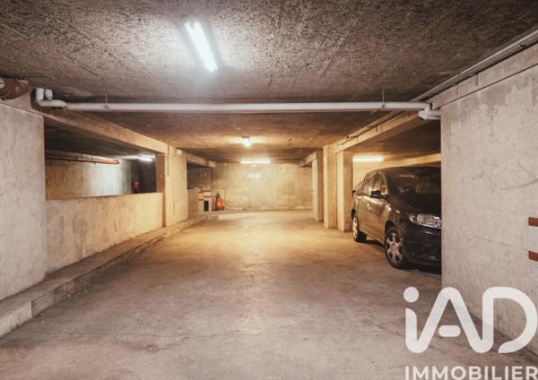 Parking à vendre 12 m² Paris 20